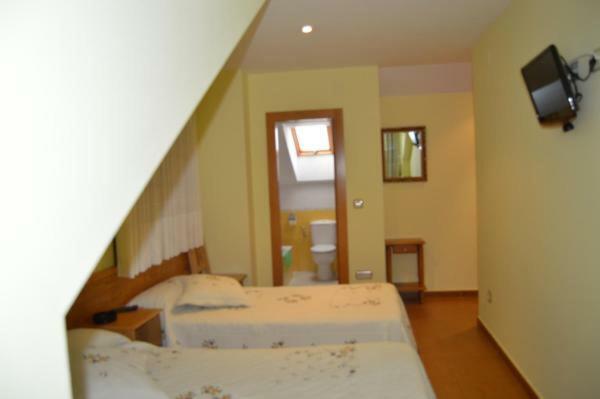 Hotel Ana Кангас дел Нарсеа Екстериор снимка